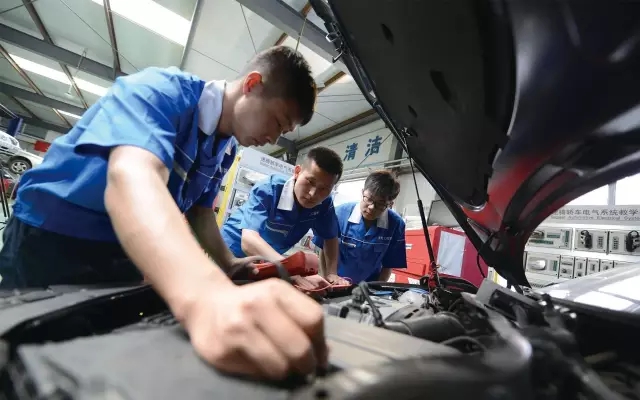 2017年機(jī)動(dòng)車維修水平考試報(bào)名啦！這3點(diǎn)新變化你一定要知道